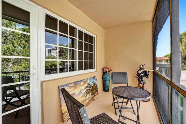 Manor Grove Village, 1930 NE 2nd Ave #211L, Wilton Manors, Florida 33305, image 1