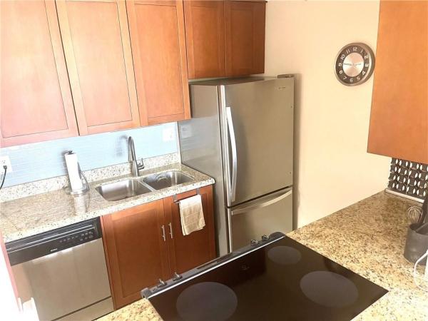 The Woods, 1901 N Andrews Ave #206, Wilton Manors, Florida 33311, image 2