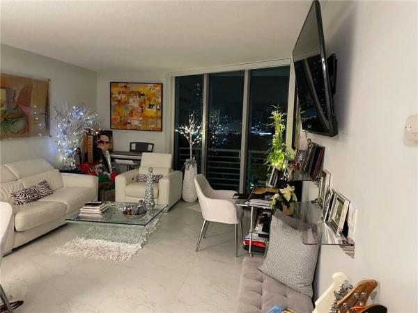 One Miami West, 325 S Biscayne Blvd #1718, Miami, Florida 33131, image 3