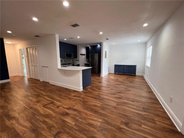 Admiral Farragut, 6815 Edgewater Dr #201, Coral Gables, Florida 33133, image 2