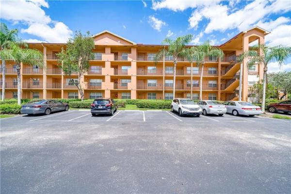 Plymouth At Century Village, 701 SW 142nd Ave #212S, Pembroke Pines, Florida 33027, image 1