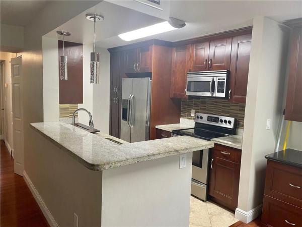 Sailboat Pointe, 2440 NW 33rd St #1802, Oakland Park, Florida 33309, image 1