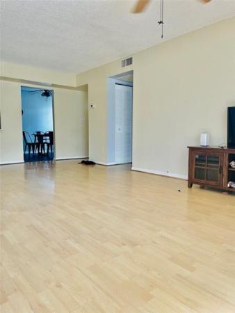 Monterey Village, 443 NE 210th Circle Ter #101, Ives Estates, Florida 33179, image 2