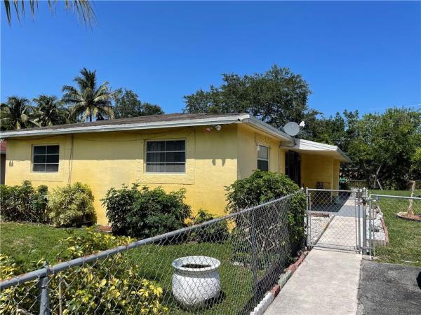 Venetian Gardens Acres, 15741 NW 39th Ct, Miami Gardens, Florida 33054, image 2