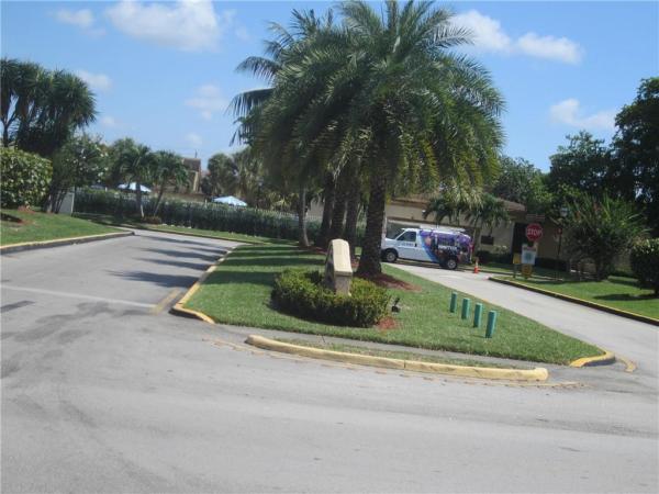 Missionwood At Miramar, 8443 W Missionwood Dr #8443, Miramar, Florida 33025, image 1