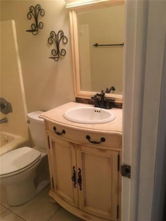 Fairfield Apartments, 2303 S Federal Hwy #16, Boynton Beach, Florida 33435, image 2