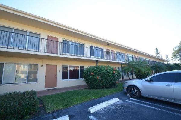Fairfield Apartments, 2303 S Federal Hwy #16, Boynton Beach, Florida 33435, image 1