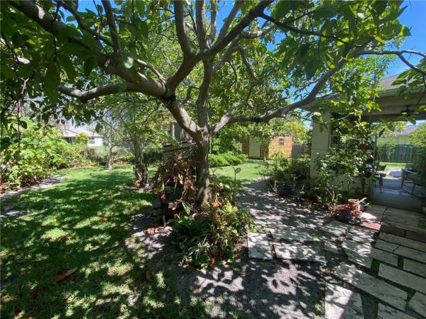 Hidden Oaks, 2558 SW Aberdeen St, Port St. Lucie, Florida 34953, image 2