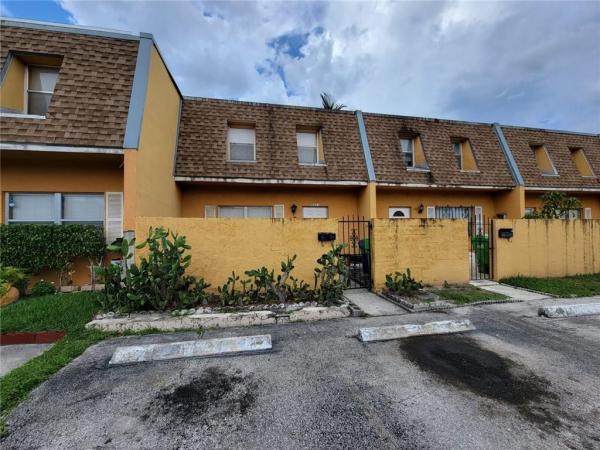Sunrise Towne, 5971 NW 29th St #122, Sunrise, Florida 33313, image 3