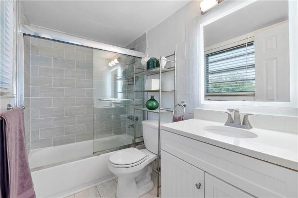 Parkview House, 1000 Michigan Ave #209, Miami Beach, Florida 33139, image 2