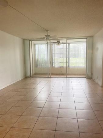 Sands Point, 8401 Lagos De Campo Blvd #107V, Tamarac, Florida 33321, image 1