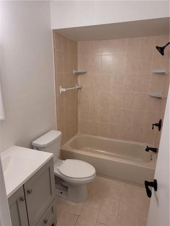 Townhomes Of Rock Creek, 38 Chestnut Cir, Cooper City, Florida 33026, image 3