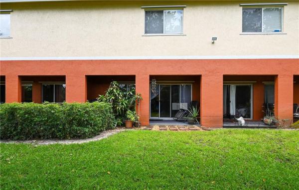 The Villas Of Palomino, 7401 Palomino Dr #116-1, Davie, Florida 33024, image 3