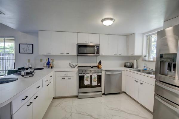Secasa Homes, 15602 SW 109th Ter, The Hammocks, Florida 33196, image 3