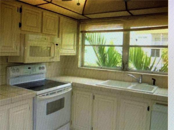 Majestic Gardens, 4047 NW 16th St #310, Lauderhill, Florida 33313, image 2