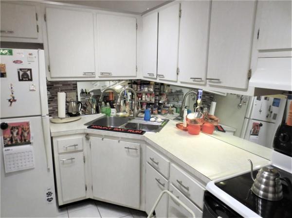 Manor Grove Village, 119 NE 19th Ct #209G, Wilton Manors, Florida 33305, image 2