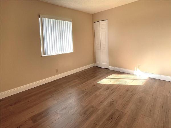 Pine Ridge South 4, 405 Pine Glen Ln #A-2, Greenacres, Florida 33463, image 2
