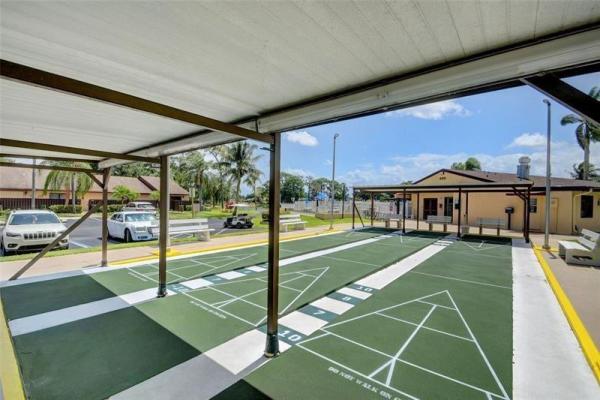 Pine Ridge South 4, 405 Pine Glen Ln #A-2, Greenacres, Florida 33463, image 3