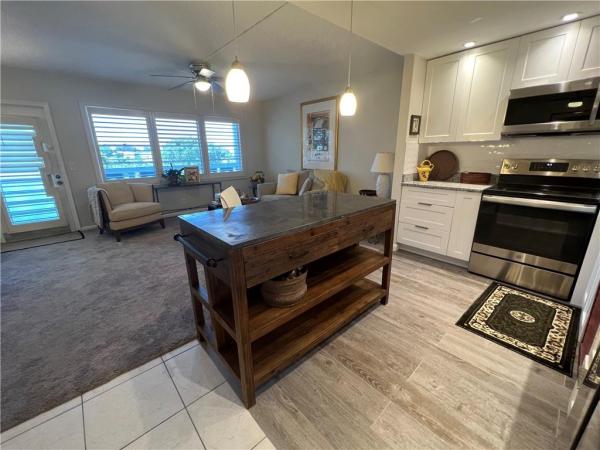 Berkshire, 4016 Berkshire A, Deerfield Beach, Florida 33442, image 3