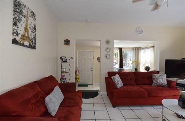Bonna Bella Place, 370 NE 55th St, Miami, Florida 33137, image 1