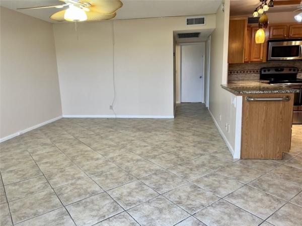Newport, 3100 Newport S, Deerfield Beach, Florida 33442, image 2