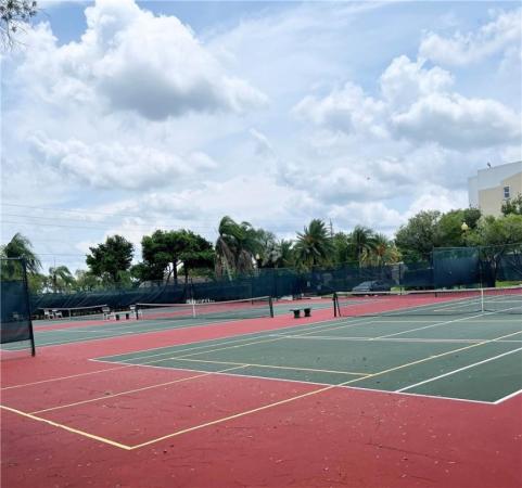 Sunrise Lakes 4, 2901 N Nob Hill Rd #309, Sunrise, Florida 33322, image 1