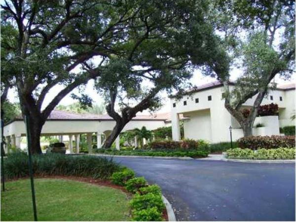 Tangerine Of Pine Island Ridge, 9470 Tangerine Pl #203, Davie, Florida 33324, image 2
