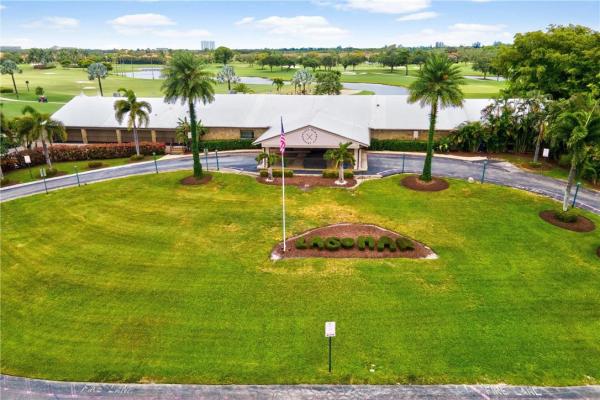 Lago Mar West Lodge, 401 NW 127th Ave #8, Plantation, Florida 33325, image 3