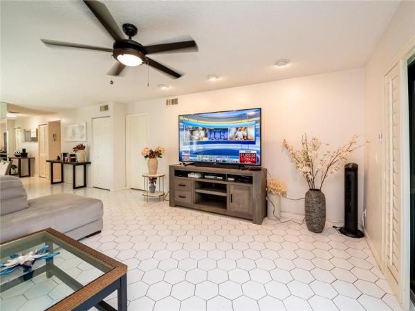 The Horizons Of Boca Lago, 21741 Cypress Dr, Boca Raton, Florida 33433, image 2
