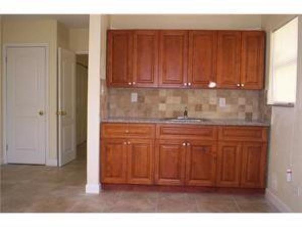 Villa Theo Townhouse, 640 NW 10th Ter #1-5, Fort Lauderdale, Florida 33311, image 2