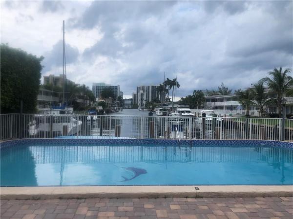 3208 Bayview Dr #206, Fort Lauderdale, Florida 33306, image 1