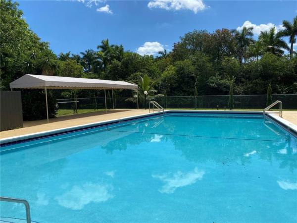 Royal Park, 105 Royal Park Dr #4C, Oakland Park, Florida 33309, image 1
