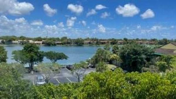 Cedar Glenn, 671 NE 195th St #420E, Ives Estates, Florida 33179, image 3