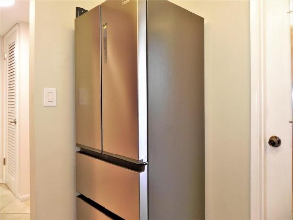 Hillcrest, 940 Hillcrest Ct #208, Hollywood, Florida 33021, image 1