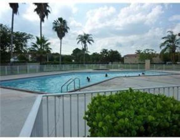 Windmill Lakes, 8657 SW 5th St #104, Pembroke Pines, Florida 33025, image 1