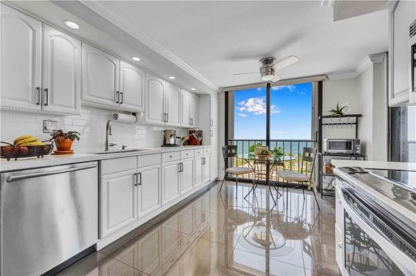 Shore Club, 1905 N Ocean Blvd #7B, Fort Lauderdale, Florida 33305, image 2