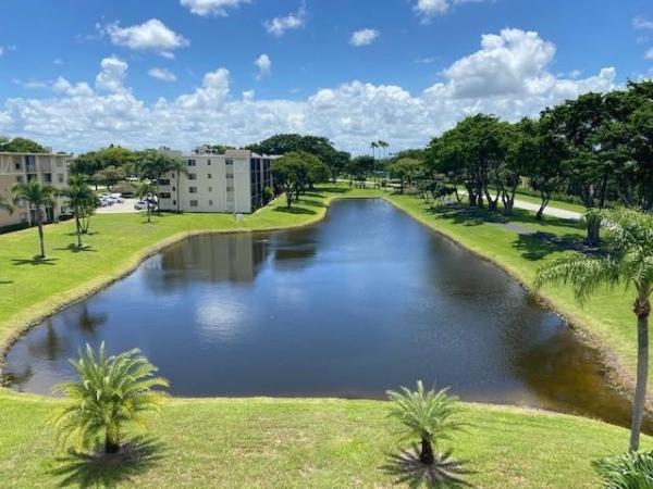 Huntington Lakes 2, 14307 Bedford Dr #406, Delray Beach, Florida 33446, image 2
