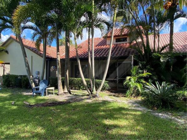 Woodstream, 10274 Hidden Springs Ct, Boca Raton, Florida 33498, image 3