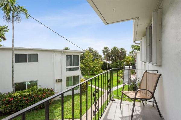 Cliff Lake Villas, 1045 SE 15th St #13C, Fort Lauderdale, Florida 33316, image 3