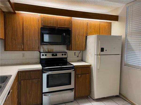 Whitehall, 3635 Whitehall Dr #303, West Palm Beach, Florida 33401, image 1