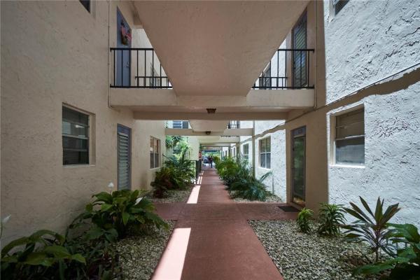 Quail Run Of Sunrise, 7500 NW 30th Pl #123, Sunrise, Florida 33313, image 1