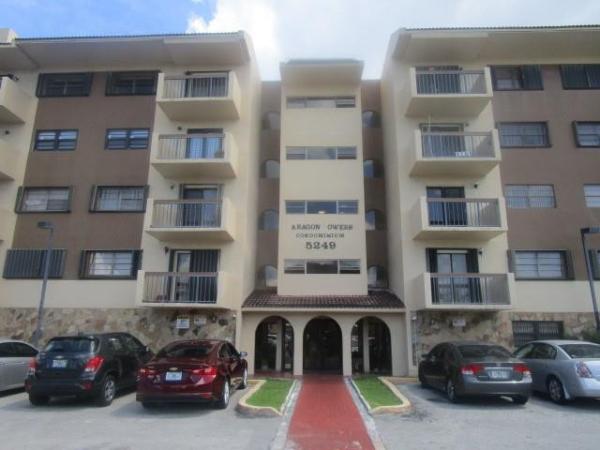 Aragon Towers, 5249 NW 7th St #415, Miami, Florida 33126, image 2