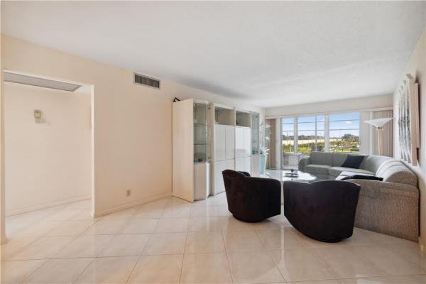 Hythe At Century Village, 4054 Hythe C, Boca Raton, Florida 33434, image 1