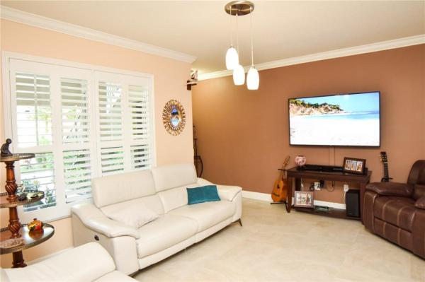 Poinciana Place, 5860 W Sample Rd #102, Coral Springs, Florida 33067, image 3