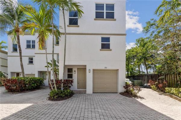 Aldens, 711 SW 4th Ave #711, Fort Lauderdale, Florida 33315, image 1