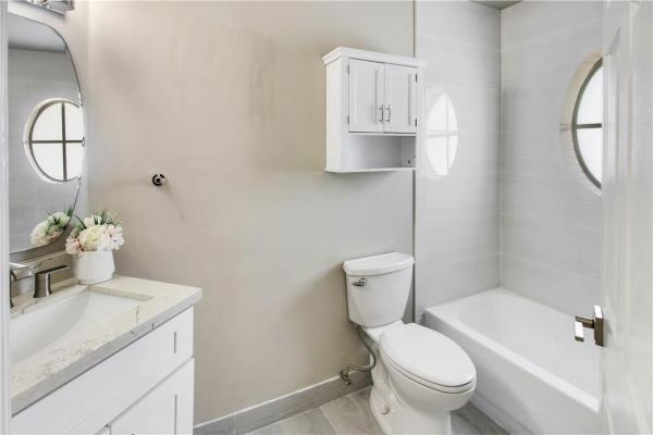 Addison Court At Wyndham Lakes, 11812 NW 56th St, Coral Springs, Florida 33076, image 2