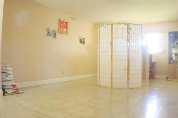Rolling Oaks Estates, 1763 NW 193rd St, Miami Gardens, Florida 33056, image 3