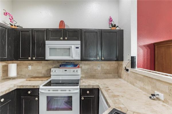 Thousand Oaks, 3163 Laurel Ridge Cir, Riviera Beach, Florida 33404, image 3