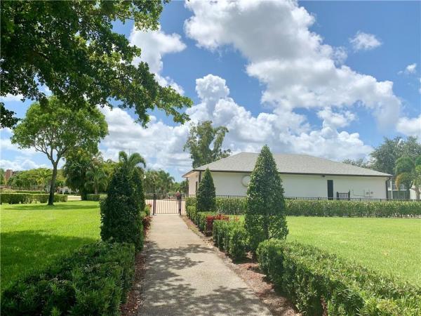 Mansfield At Century Village, 140 Mansfield D, Boca Raton, Florida 33434, image 3