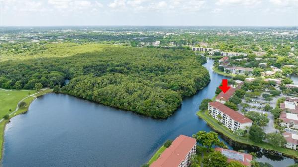 Applewood Village 4, 2908 Carambola Cir S #203, Coconut Creek, Florida 33066, image 1